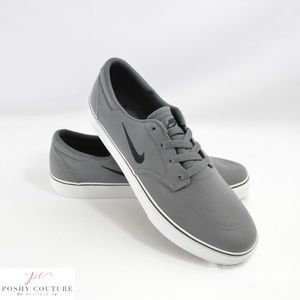 nike sb clutch dark grey